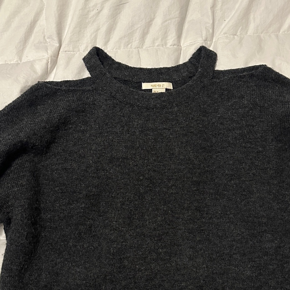 Forever 21 Charcoal Sweater - Picture 2 of 3